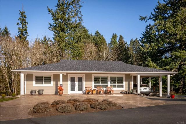 3 of 54 - 319 8th St, Nanaimo, BC