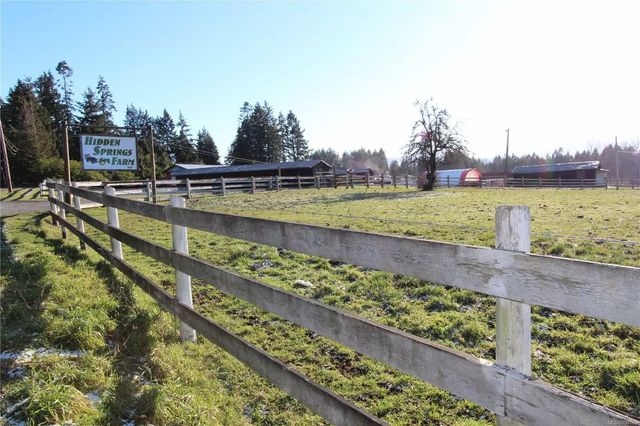 3 of 36 - 1949 Cedar Rd, Nanaimo, BC