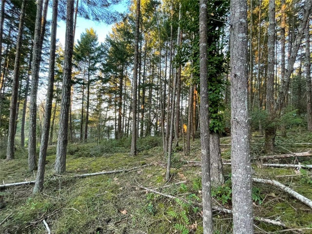 3 of 16 - Lt 2 Berry Point Rd, Gabriola Island, BC