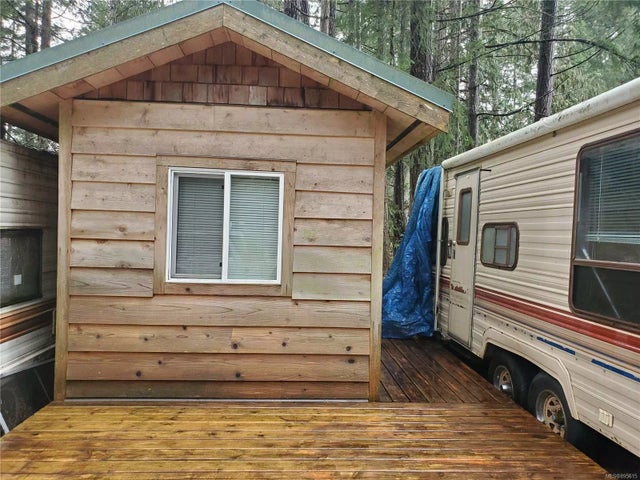 3 of 9 - 665 Rollo Rd, Gabriola Island, BC