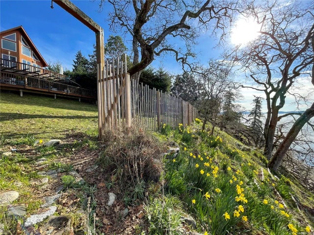 2 of 49 - 1983 South Rd, Gabriola Island, BC