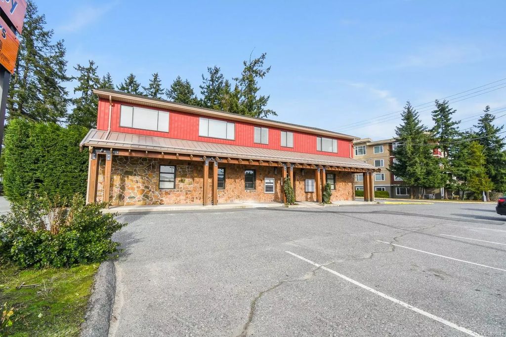 3150 Island Hwy N, Nanaimo