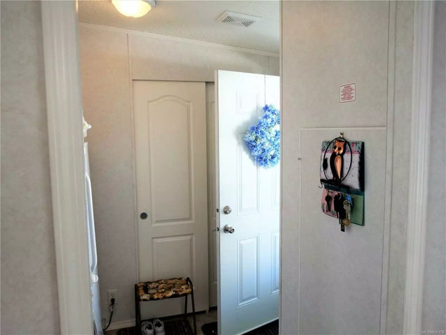 5 of 22 - 1050 Bowlby Rd 17, Errington, BC