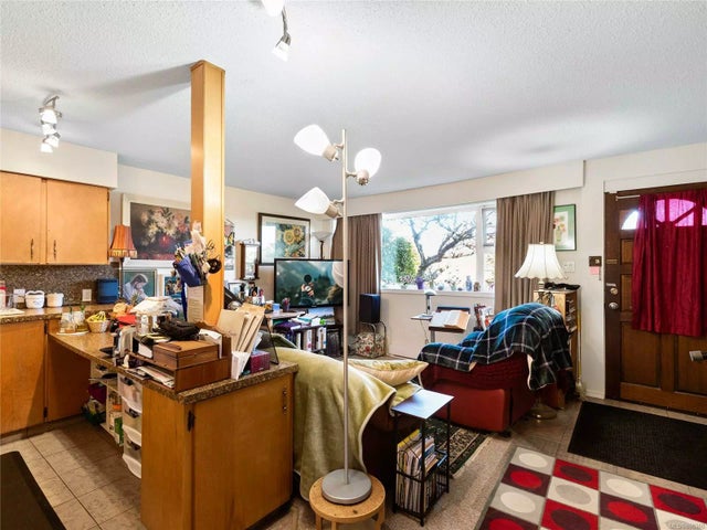 5 of 71 - 407 Milton St, Nanaimo, BC