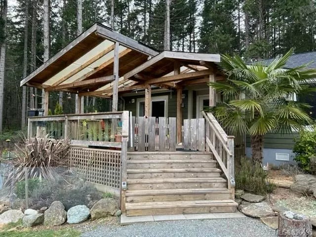1 of 43 - 3055 Coast Rd, Gabriola Island, BC
