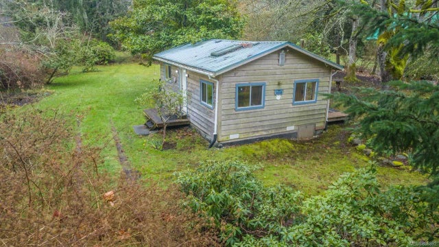 1 of 42 - 1445 Barrett Rd, Gabriola Island, BC