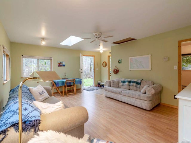 4 of 42 - 1445 Barrett Rd, Gabriola Island, BC