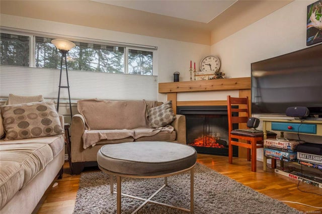 4 of 20 - 3025 Commodore Way, Gabriola Island, BC