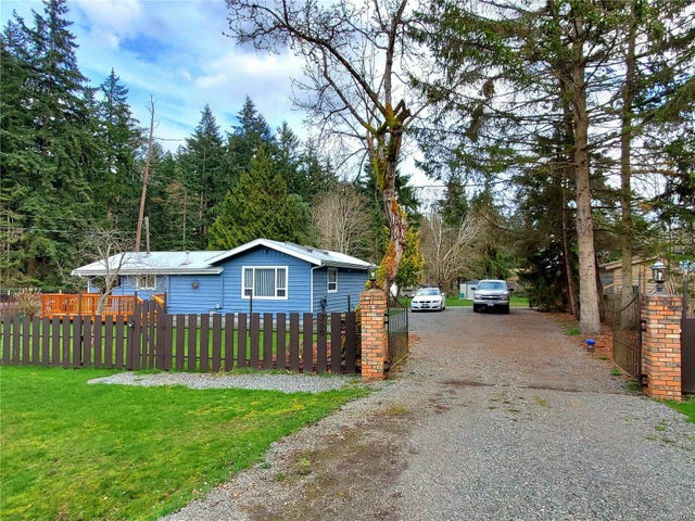 1 of 21 - 760 Captain Ahab's Terr, Gabriola Island, BC