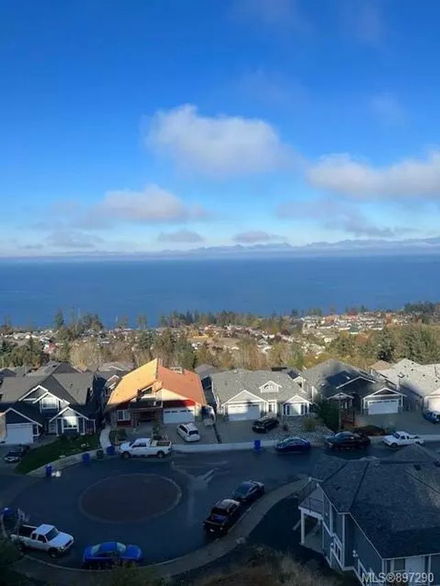 4 of 12 - 5326 Dewar Rd, Nanaimo, BC