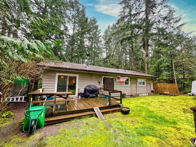 2 of 7 - 295 Davis Rd, Gabriola Island, BC