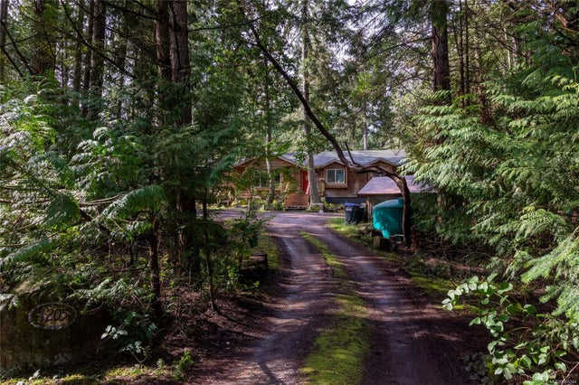 1 of 31 - 1205 Harrison Way, Gabriola Island, BC