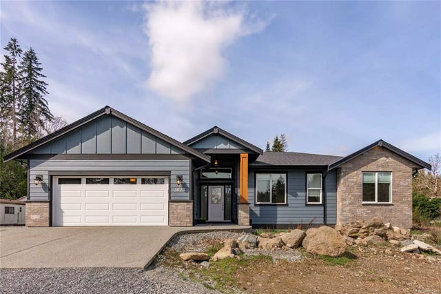 3 of 38 - 2025 Akenhead Rd, Nanaimo, BC