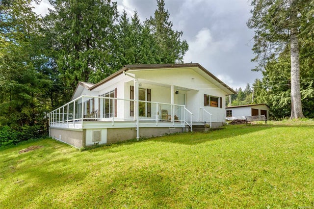 5 of 32 - 7770 Ships Point Rd, Fanny Bay, BC