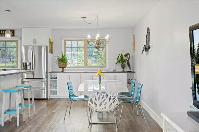 5 of 73 - 6622 Mystery Beach Rd, Fanny Bay, BC