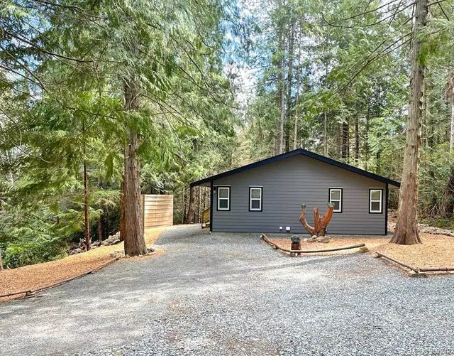 2 of 24 - 968 Dirksen Rd, Gabriola Island, BC