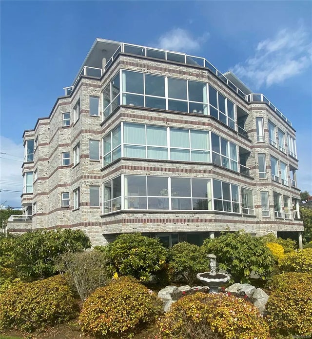 2 of 62 - 35 Newcastle Ave 202, Nanaimo, BC