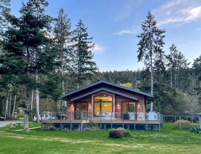 3 of 51 - 625 Bluewater Rd, Gabriola Island, BC