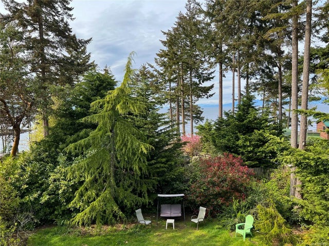 3 of 37 - 880 Chichester Rd W, Gabriola Island, BC