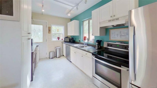 4 of 37 - 880 Chichester Rd W, Gabriola Island, BC