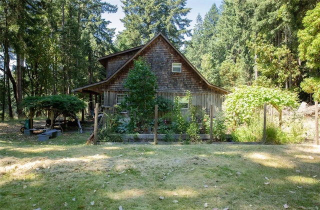 2 of 34 - 1176 South Rd, Gabriola Island, BC