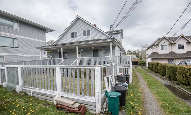 1 of 35 - 1609 Joan Ave, Crofton, BC