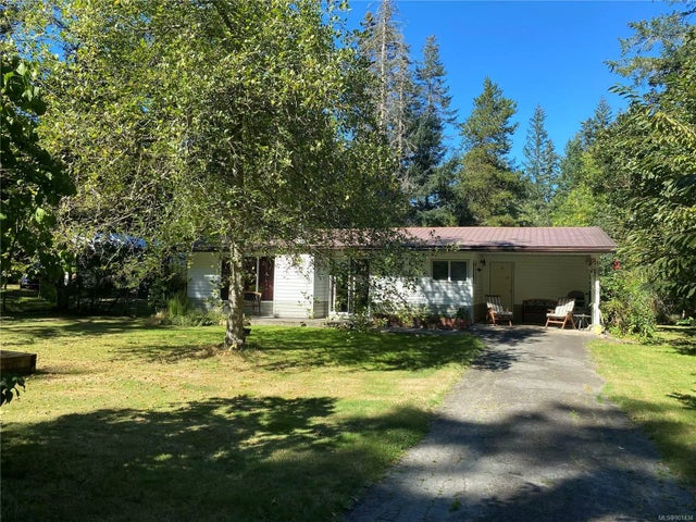 1 of 34 - 2910 South Rd, Gabriola Island, BC