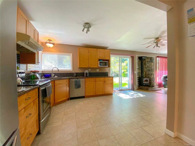 5 of 34 - 2910 South Rd, Gabriola Island, BC