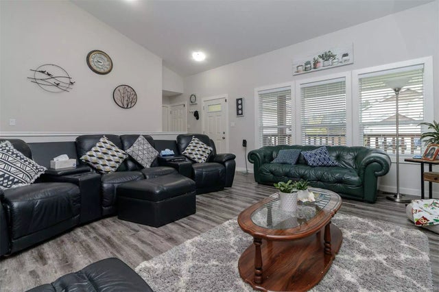 3 of 27 - 1711 Chaplin St 9, Crofton, BC