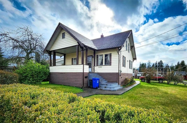 1 of 40 - 4342 Burde St, Port Alberni, BC