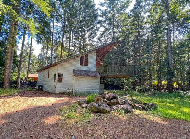 2 of 34 - 320 Spruce Ave, Gabriola Island, BC