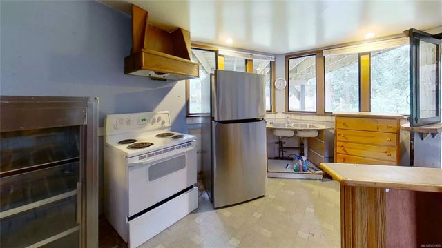 5 of 34 - 320 Spruce Ave, Gabriola Island, BC