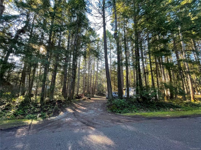 3 of 17 - Lt 57 Violet Cres, Gabriola Island, BC