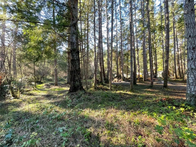 4 of 17 - Lt 57 Violet Cres, Gabriola Island, BC