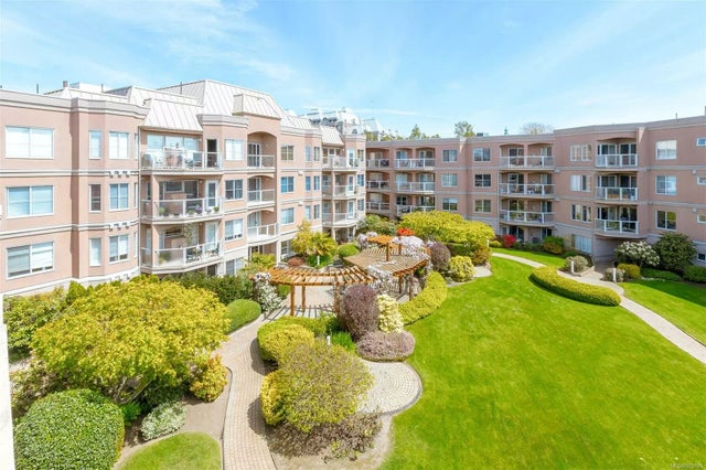 1 of 39 - 405 Quebec St 418, Victoria, BC