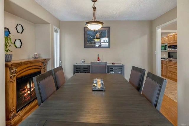 3 of 27 - 8132 Musgrave St, Crofton, BC