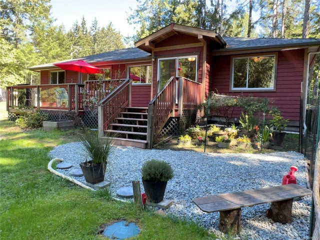 3 of 27 - 387 Stephens Rd, Gabriola Island, BC