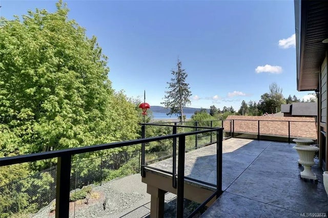 2 of 20 - 1443 Hayhurst Cres, Crofton, BC