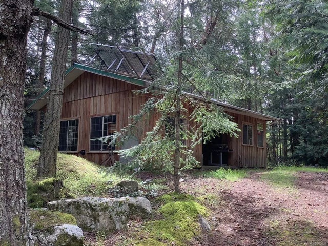 5 of 17 - 345 Evergreen Lane, Sidney Island, BC