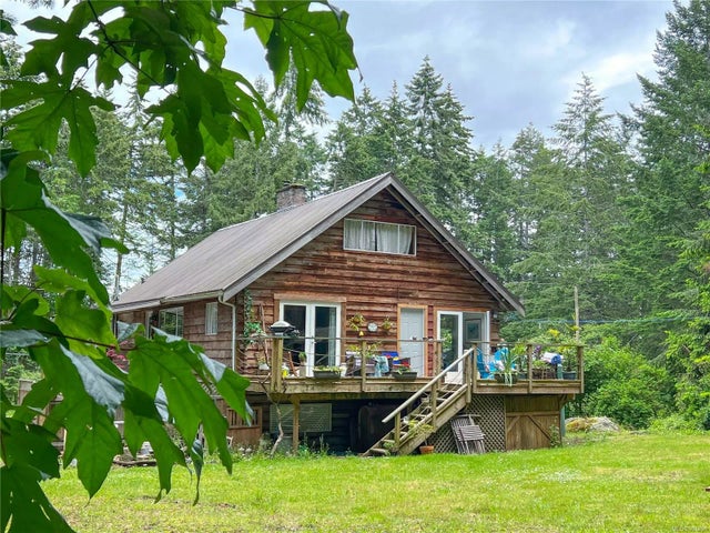 1 of 36 - 1515 Whalebone Dr, Gabriola Island, BC