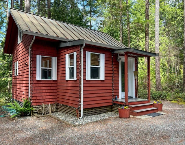 3 of 31 - 433 Berry Point Rd, Gabriola Island, BC