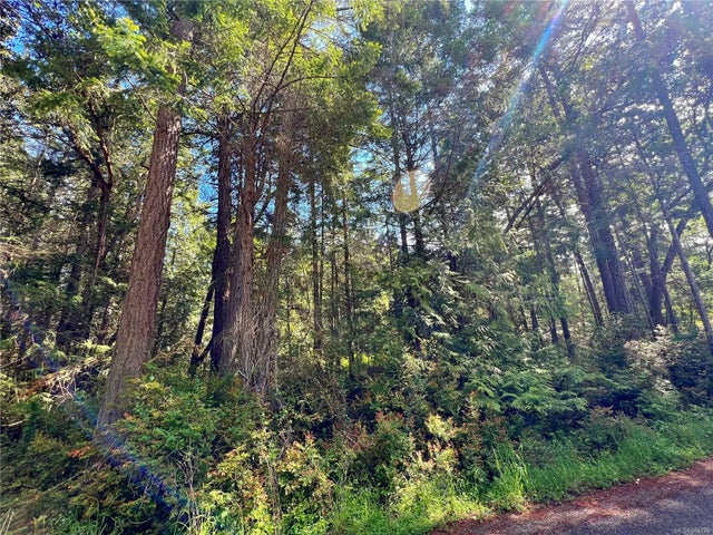 3 of 24 - Lt 1 James Way, Gabriola Island, BC