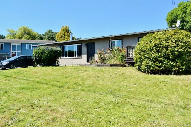 1 of 39 - 8050 Bertha St, Crofton, BC