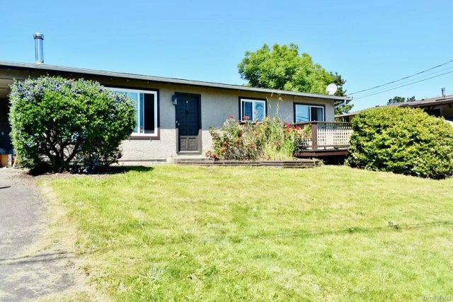 2 of 39 - 8050 Bertha St, Crofton, BC