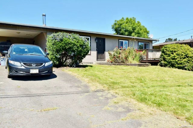 3 of 39 - 8050 Bertha St, Crofton, BC