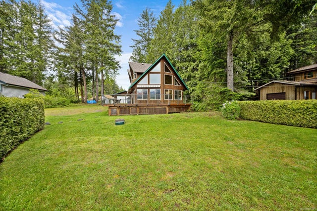 3 of 53 - 7672 Tozer Rd, Fanny Bay, BC