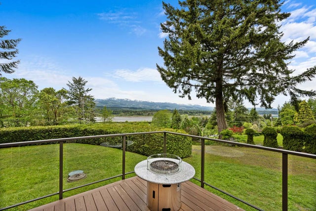 5 of 53 - 7672 Tozer Rd, Fanny Bay, BC