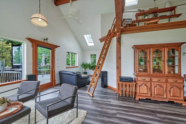 4 of 62 - 415 Station Rd, Fanny Bay, BC