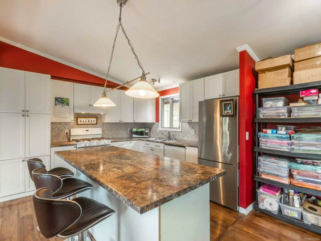 2 of 41 - 7998 Osborne Bay Rd, Crofton, BC