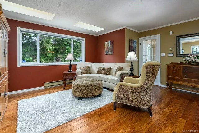 4 of 21 - 7822 Tozer Rd, Fanny Bay, BC